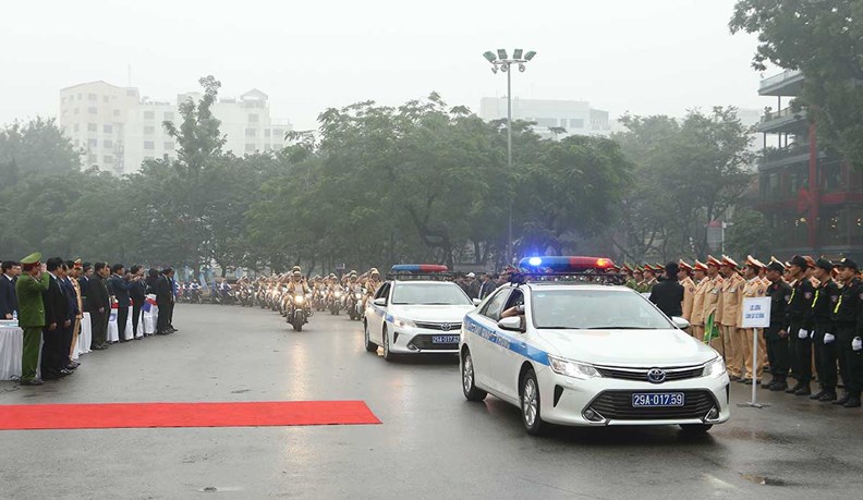 Phó Thủ tướng Thường trực Chính phủ phát động ra quân Năm an toàn giao thông 2018 - ảnh 2